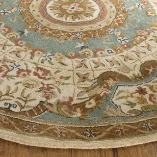 Safavieh Classic Cl304 Ivory/Light Blue Area Rug Detail