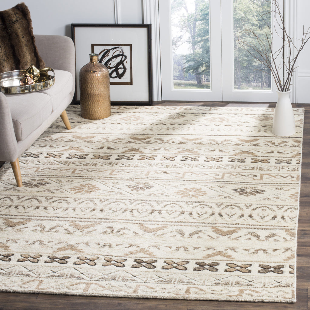 Safavieh Challe CLE316 Natural Area Rug Room Scene Feature