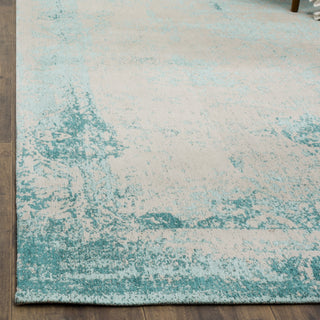 Safavieh Classic Vintage CLV125T Turquoise Area Rug 