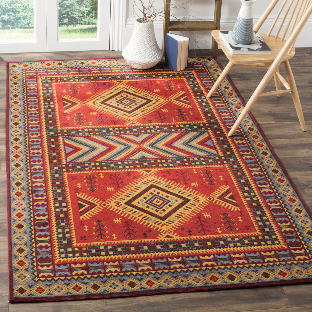 Safavieh Classic Vintage CLV511G Red/Slate Area Rug  Feature