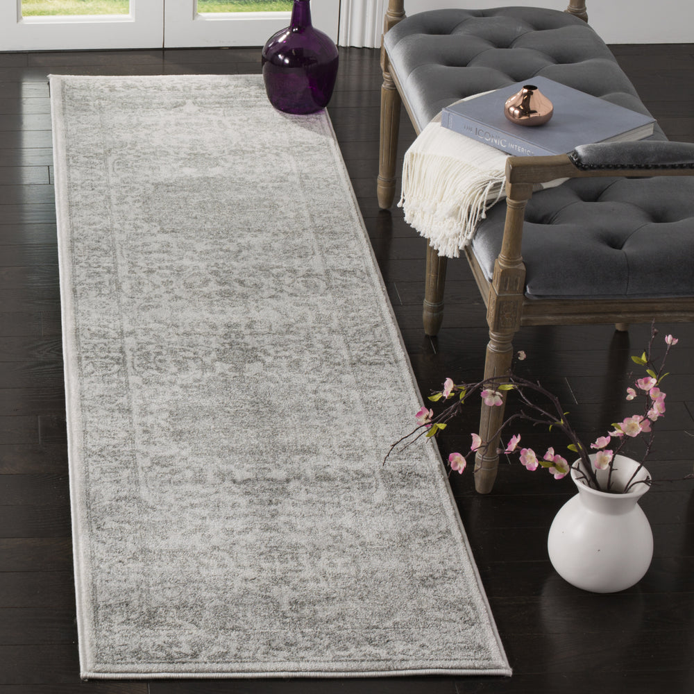Safavieh Carnegie CNG631K Cream/Dark Grey Area Rug  Feature