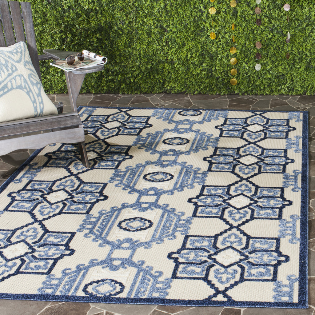 Safavieh Cottage COT923B Ivory/Blue Area Rug  Feature