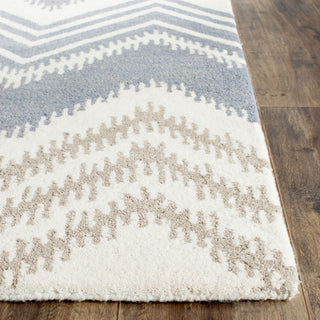 Safavieh Capri 445 Blue/Ivory Area Rug Detail