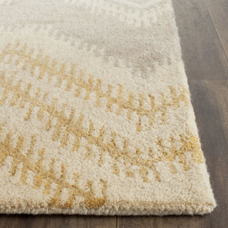 Safavieh Capri 445 Grey/Gold Area Rug Detail