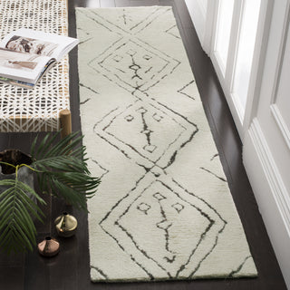 Safavieh Casablanca CSB212 Ivory/Multi Area Rug Room Scene