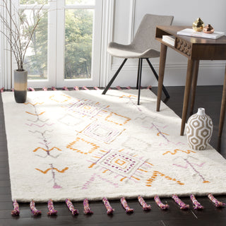 Safavieh Casablanca CSB215 Ivory/Multi Area Rug Room Scene