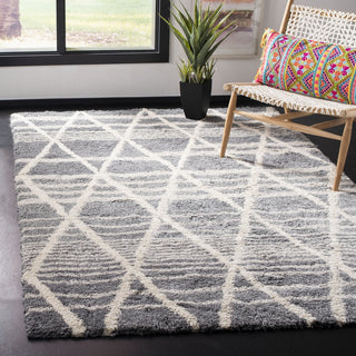 Safavieh Casablanca Shag 250 Grey/Ivory Area Rug Room Scene