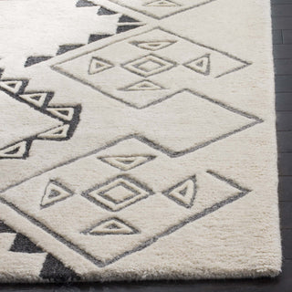 Safavieh Casablanca Shag 303 Ivory/Grey Area Rug Detail