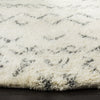 Safavieh Casablanca Shag 827 Ivory/Grey Area Rug Detail