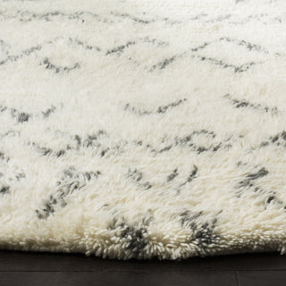 Safavieh Casablanca Shag 827 Ivory/Grey Area Rug Detail