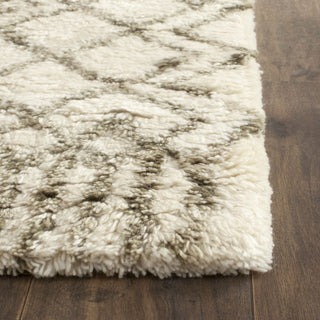 Safavieh Casablanca Shag 894 Ivory/Green Area Rug Detail