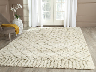 Safavieh Casablanca Shag 894 Ivory/Green Area Rug Room Scene Feature