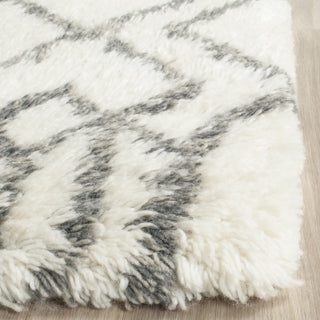 Safavieh Casablanca Shag 894 Ivory/Grey Area Rug Detail