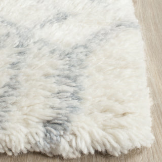 Safavieh Casablanca Shag 894 Ivory/Blue Area Rug Detail