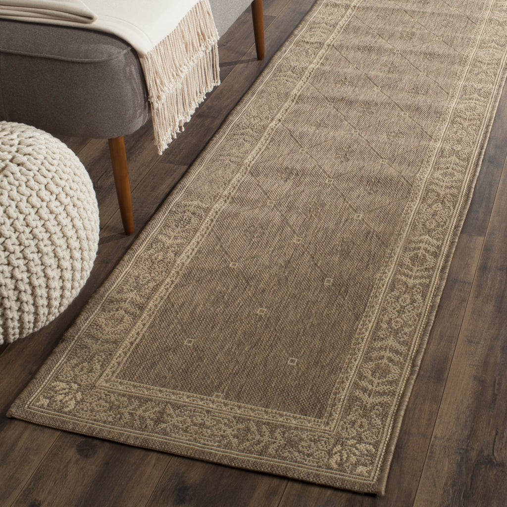 Safavieh Courtyard CY2326 Brown/Natural Area Rug  Feature