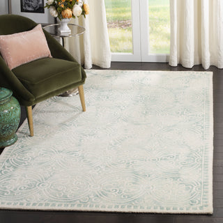 Safavieh Dip Dye 211 Light Green/Ivory Area Rug Room Scene Feature