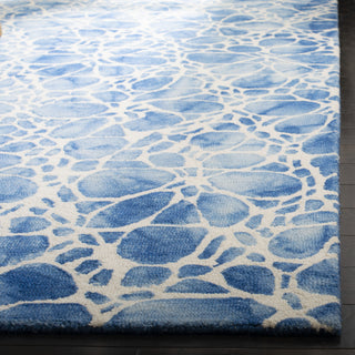 Safavieh Dip Dye 307 Ivory/Blue Area Rug Detail