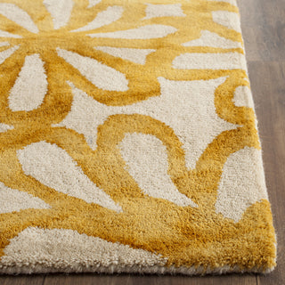 Safavieh Dip Dye 527 Beige/Gold Area Rug Detail