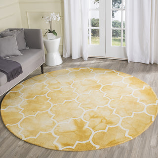 Safavieh Dip Dye 535 Gold/Ivory Area Rug Room Scene