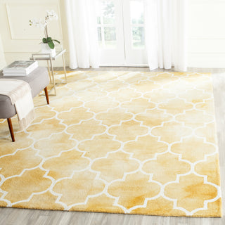 Safavieh Dip Dye 535 Gold/Ivory Area Rug Room Scene