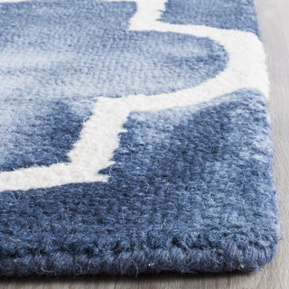 Safavieh Dip Dye 535 Navy/Ivory Area Rug Detail