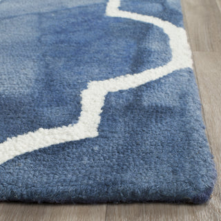 Safavieh Dip Dye 535 Navy/Ivory Area Rug Detail