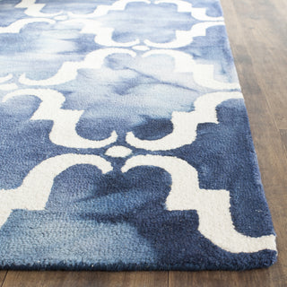 Safavieh Dip Dye 536 Navy/Ivory Area Rug Detail