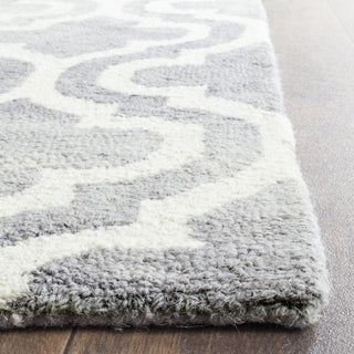 Safavieh Dip Dye 537 Grey/Ivory Area Rug Detail