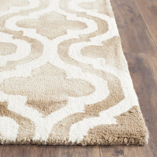 Safavieh Dip Dye 537 Beige/Ivory Area Rug Detail