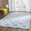 Safavieh Dip Dye 537 Blue/Ivory Area Rug Room Scene Feature