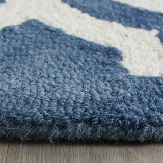 Safavieh Dip Dye 537 Blue/Ivory Area Rug Detail