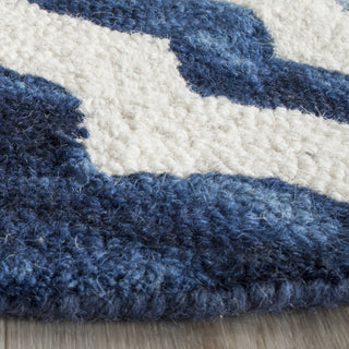 Safavieh Dip Dye 537 Navy/Ivory Area Rug Detail