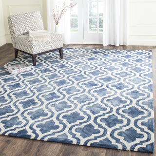 Safavieh Dip Dye 537 Navy/Ivory Area Rug Room Scene