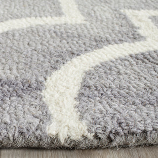 Safavieh Dip Dye 538 Grey/Ivory Area Rug Detail