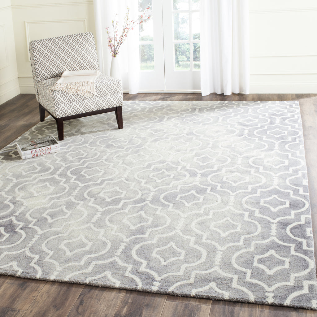 Safavieh Dip Dye 538 Grey/Ivory Area Rug – Incredible Rugs and Decor