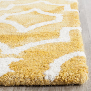 Safavieh Dip Dye 538 Gold/Ivory Area Rug Detail