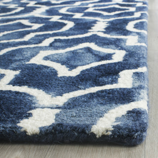 Safavieh Dip Dye 538 Navy/Ivory Area Rug Detail