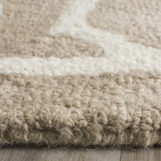 Safavieh Dip Dye 539 Beige/Ivory Area Rug Detail