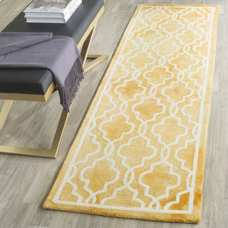 Safavieh Dip Dye 539 Gold/Ivory Area Rug Room Scene