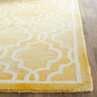 Safavieh Dip Dye 539 Gold/Ivory Area Rug Detail