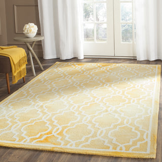 Safavieh Dip Dye 539 Gold/Ivory Area Rug Room Scene Feature