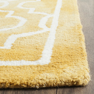 Safavieh Dip Dye 539 Gold/Ivory Area Rug Detail