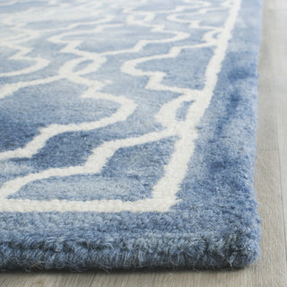 Safavieh Dip Dye 539 Blue/Ivory Area Rug Detail