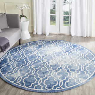 Safavieh Dip Dye 539 Blue/Ivory Area Rug Room Scene