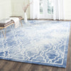 Safavieh Dip Dye 539 Blue/Ivory Area Rug Room Scene
