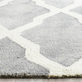 Safavieh Dip Dye 540 Grey/Ivory Area Rug Detail