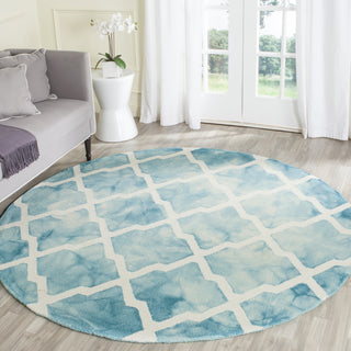 Safavieh Dip Dye 540 Turquoise/Ivory Area Rug Room Scene