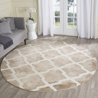 Safavieh Dip Dye 540 Beige/Ivory Area Rug Room Scene