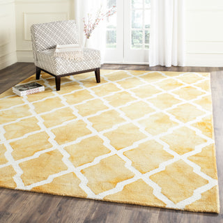 Safavieh Dip Dye 540 Gold/Ivory Area Rug Room Scene