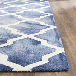 Safavieh Dip Dye 540 Navy/Ivory Area Rug Detail